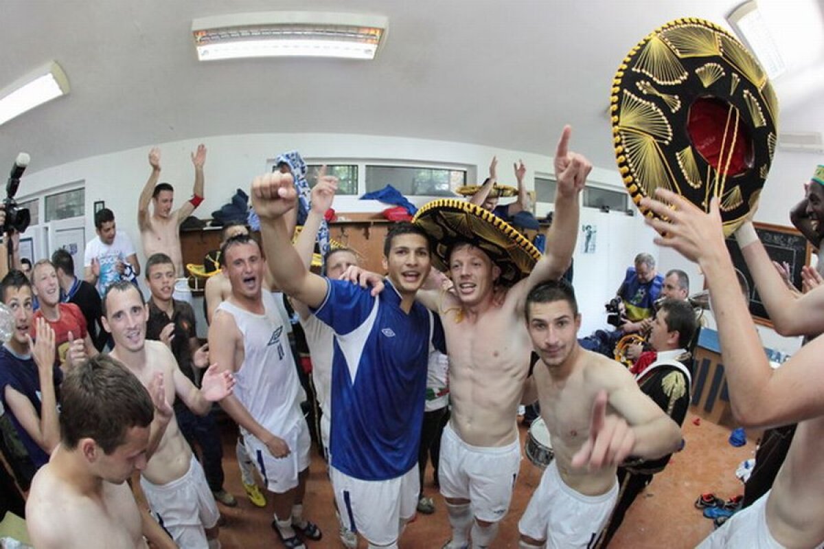 FOTO Promovare în ritmuri de vuvuzele » Iaşiul are din nou echipă în Liga 1
