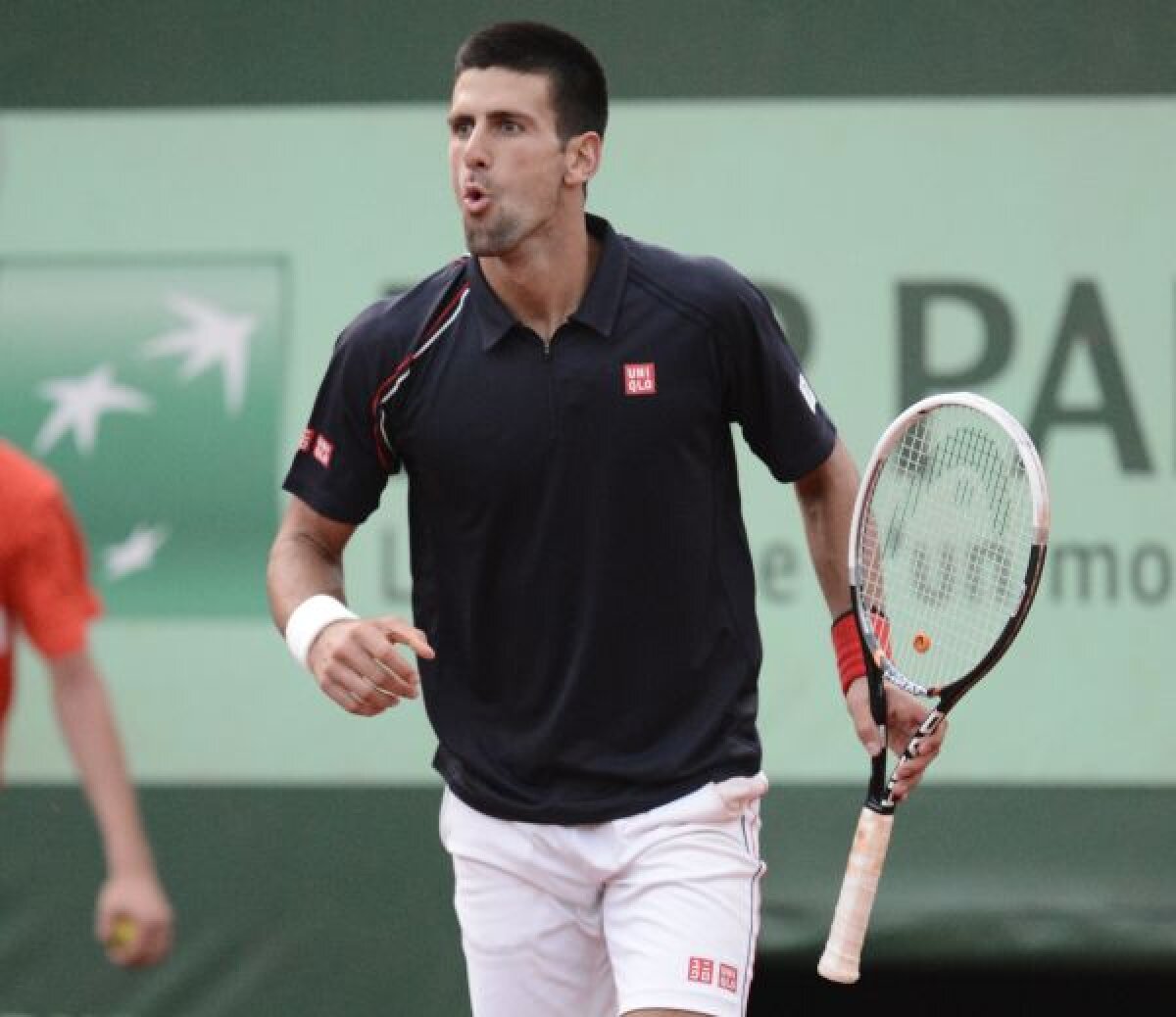 Popularitatea lui Djokovici şi Federer e diferită la conferinţele de presă » Nole şi Roger de aproape