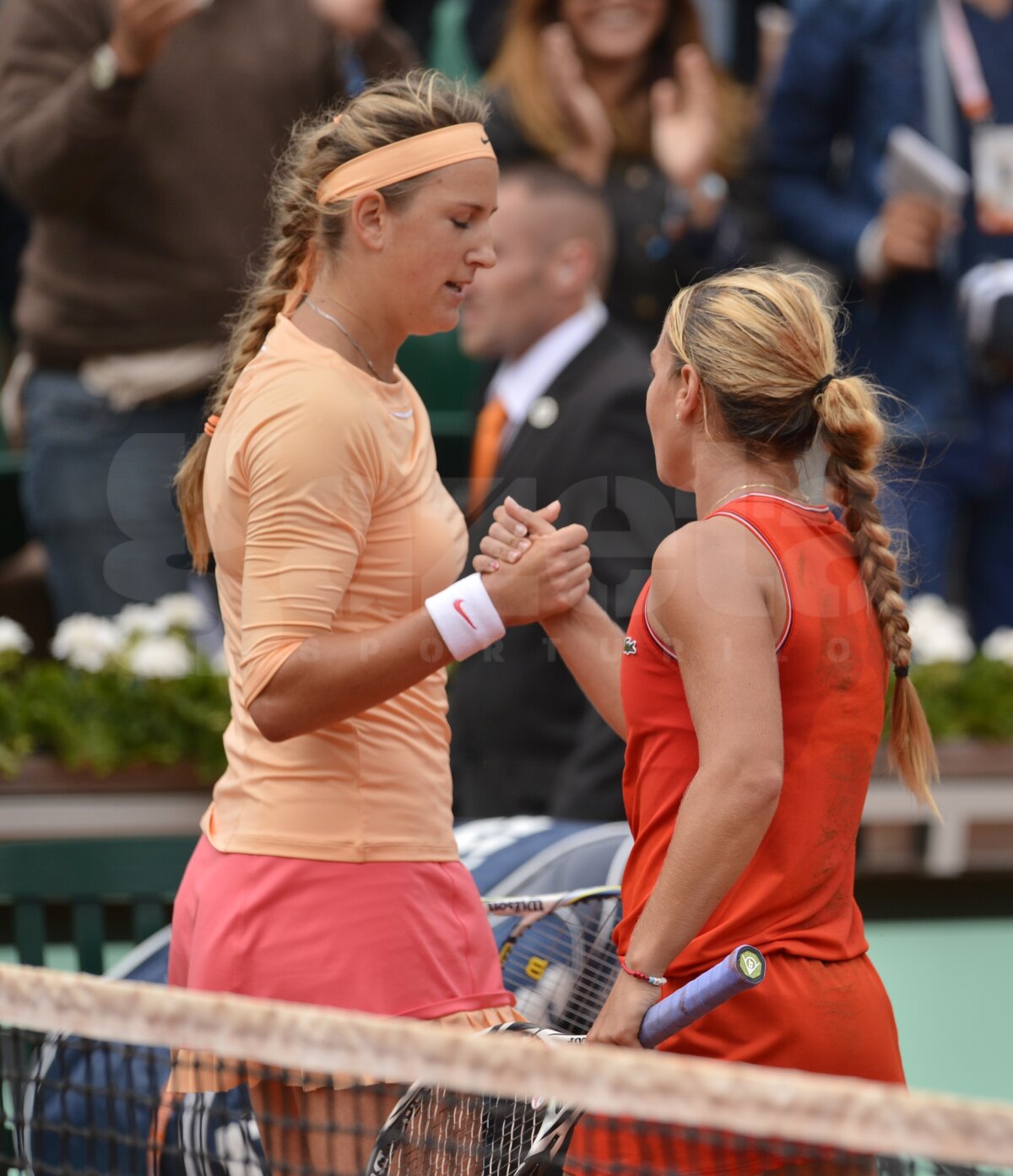 Şoc la Roland Garros » Victoria Azarenka a fost eliminată în "optimile" turneului de la Paris
