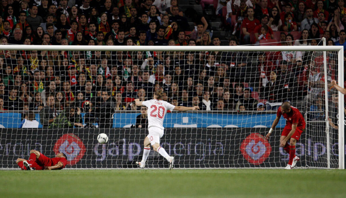 VIDEO Portugalia rîsului » Trupa lui Ronaldo n-a bătut pe nimeni în 2012!