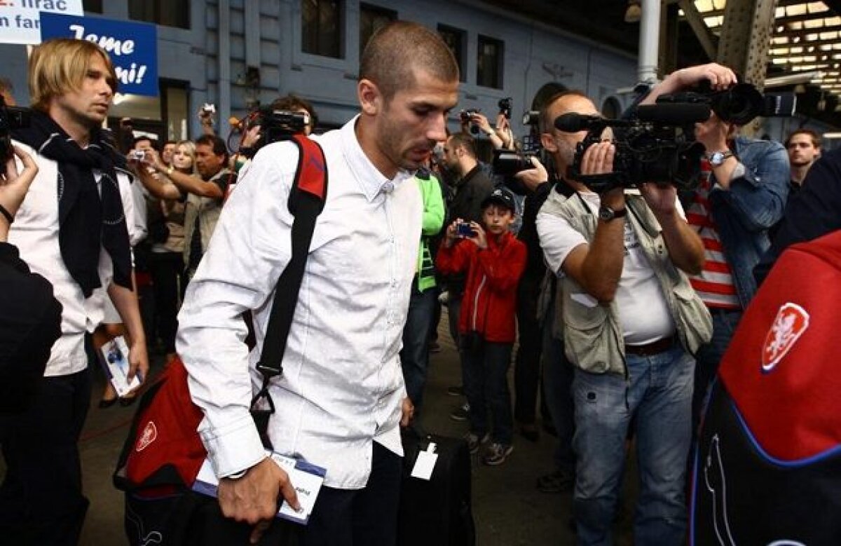 FOTO După 78 de ani! » Cehii au ajuns cu trenul la Euro! Sînt superstiţioşi