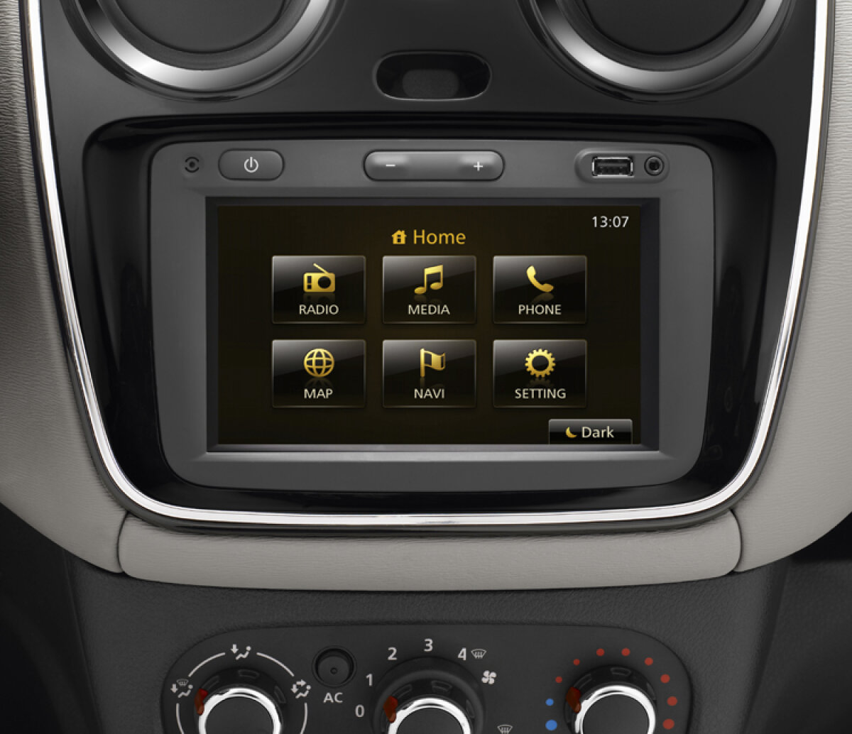 FOTO şi VIDEO » Dacia Lodgy este de-acum disponibilă în România!