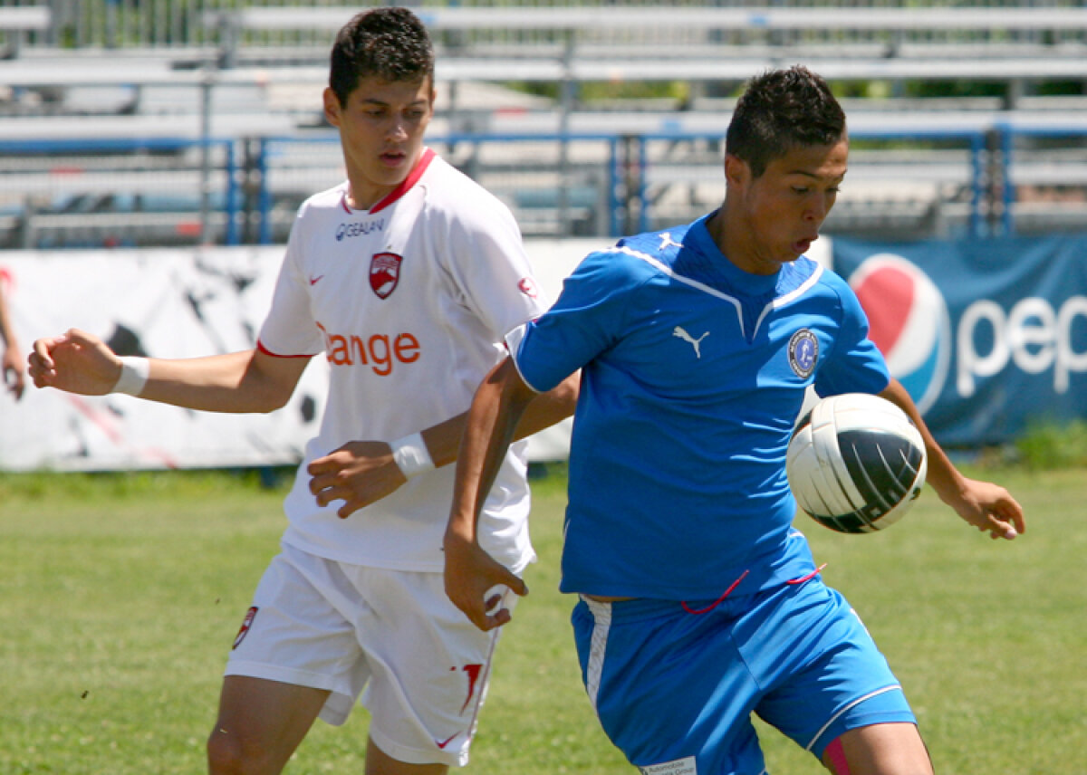 "Noul Hagi" a intrat în atenţia lui Galatasaray