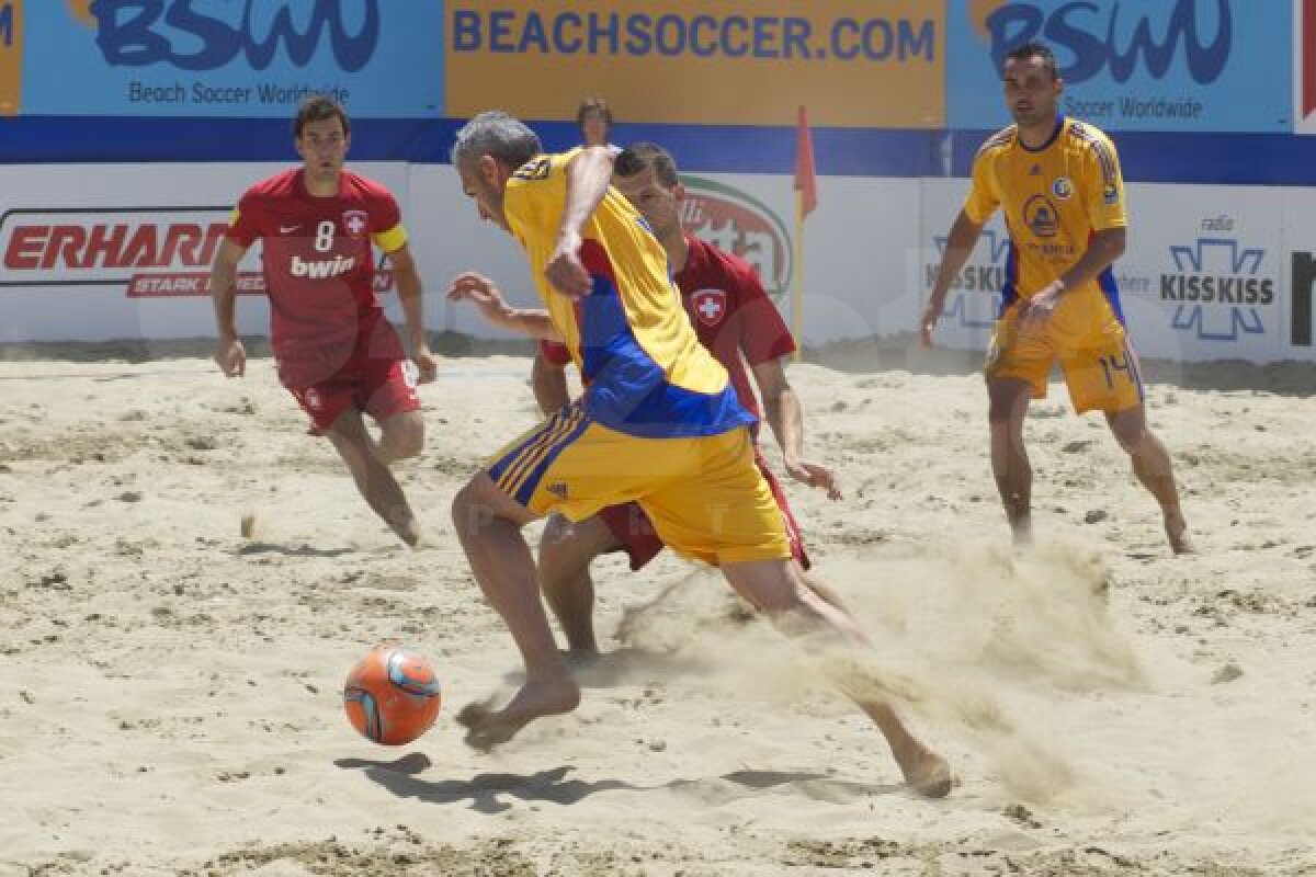 Spectacol pe nisip » România a învins vicecampioana Euroligii la fotbal pe plajă