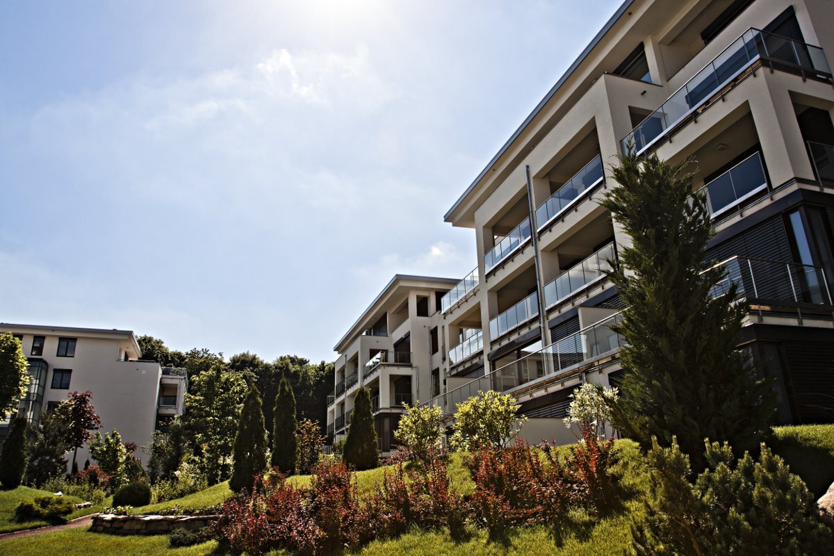 FOTO Călătorie în casa lui Ţiriac » Apartament cît trei terenuri de handbal!