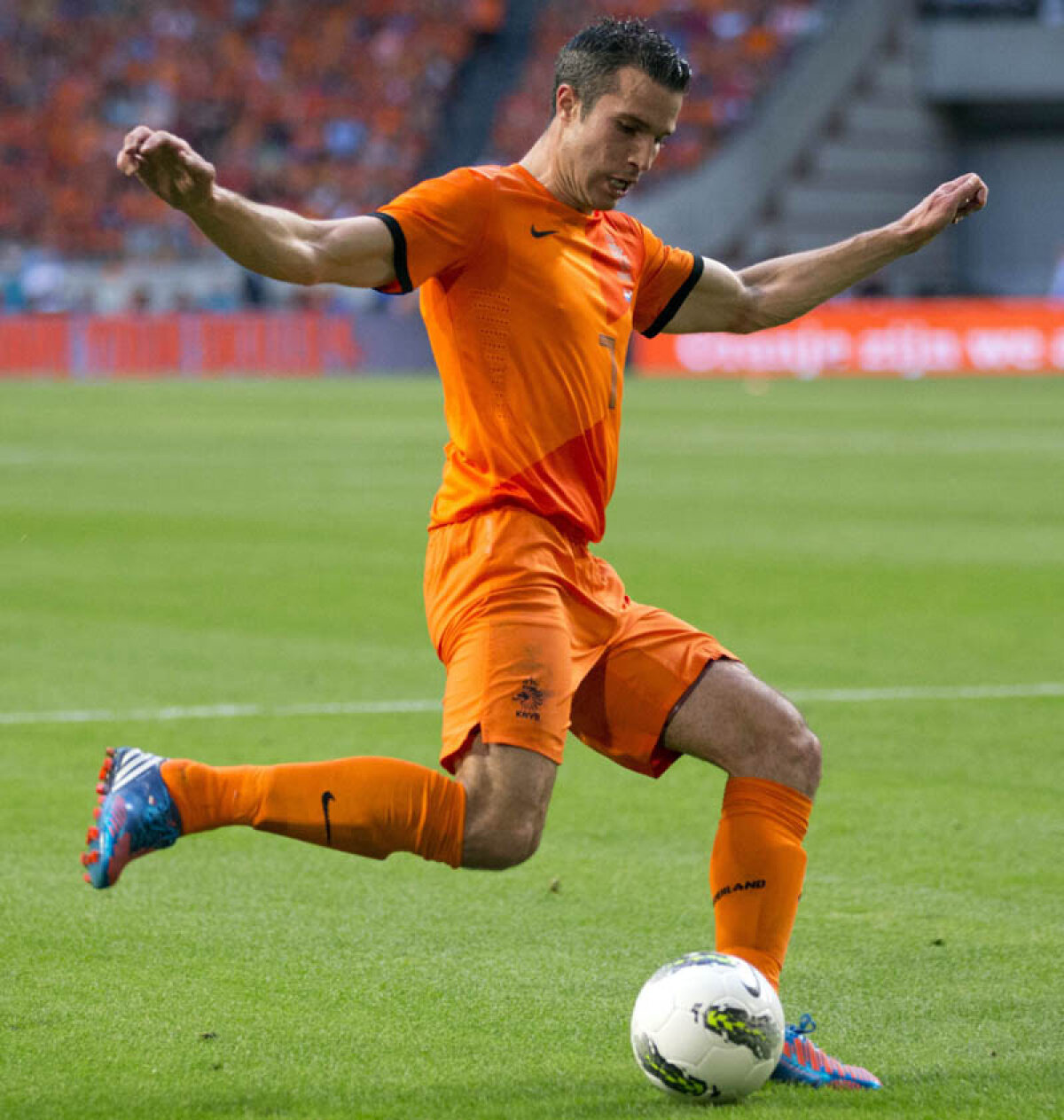 Un antrenor olandez dezvăluie punctul forte al batavilor: "Van Persie joacă rolul lui Cruyff"