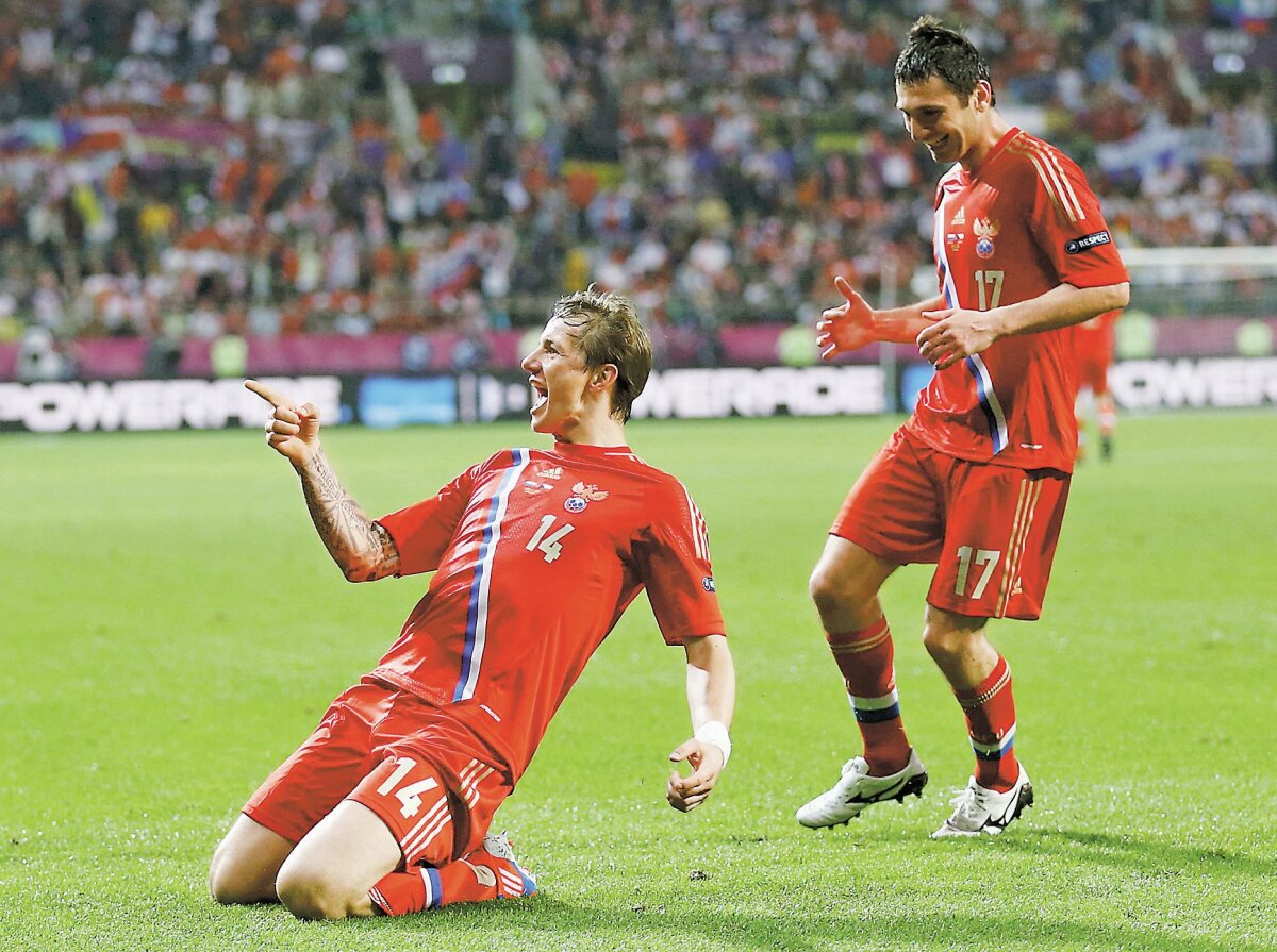 VIDEO A înviat "Sbornaia" » Rusia debutează cu un 4-1 şi aruncă mănuşa granzilor de la Euro