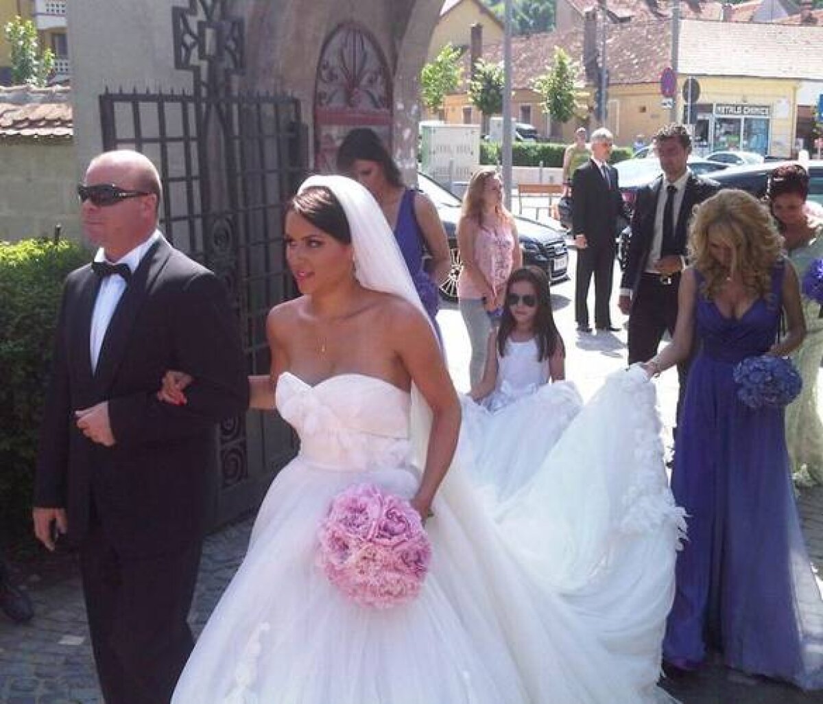 FOTO "Rebelul" Gabi Tamaş s-a însurat! Adrian Mutu va fi azi alături de colegul său de la naţională