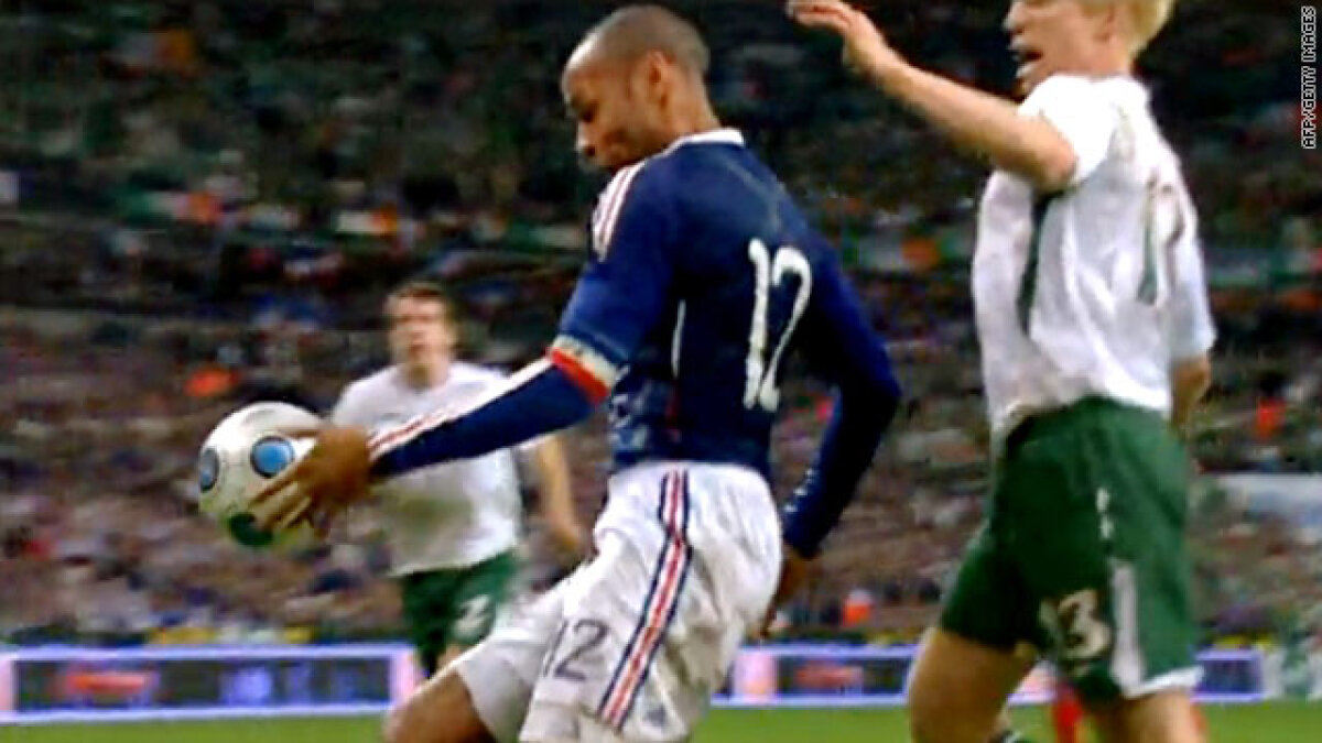 Un dialog trepidant despre fotbal şi valorile lui cu Bernard Pivot: ”Eugen Ionesco ar fi fost un dribleur colosal”