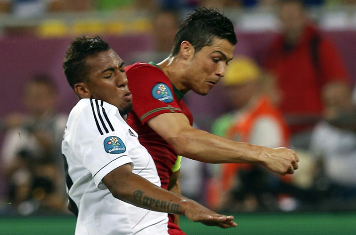 Metrosexualul » Ronaldo s-a afişat la meciul cu Germania cu o "freză" pe repriză