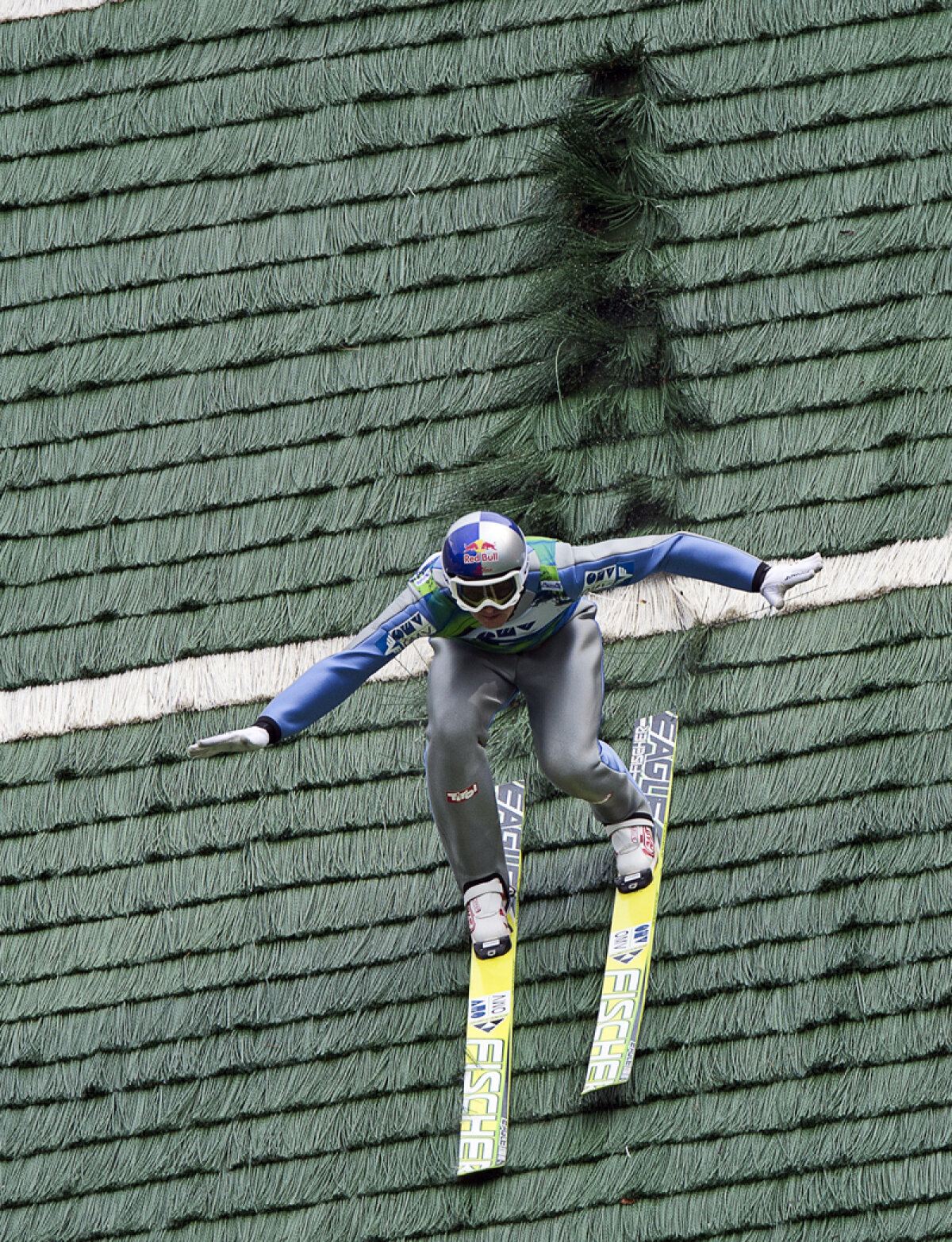 Zbor perfect » Ceva s-a finalizat în România: trambulinele de sărituri cu schiurile de la Rîşnov