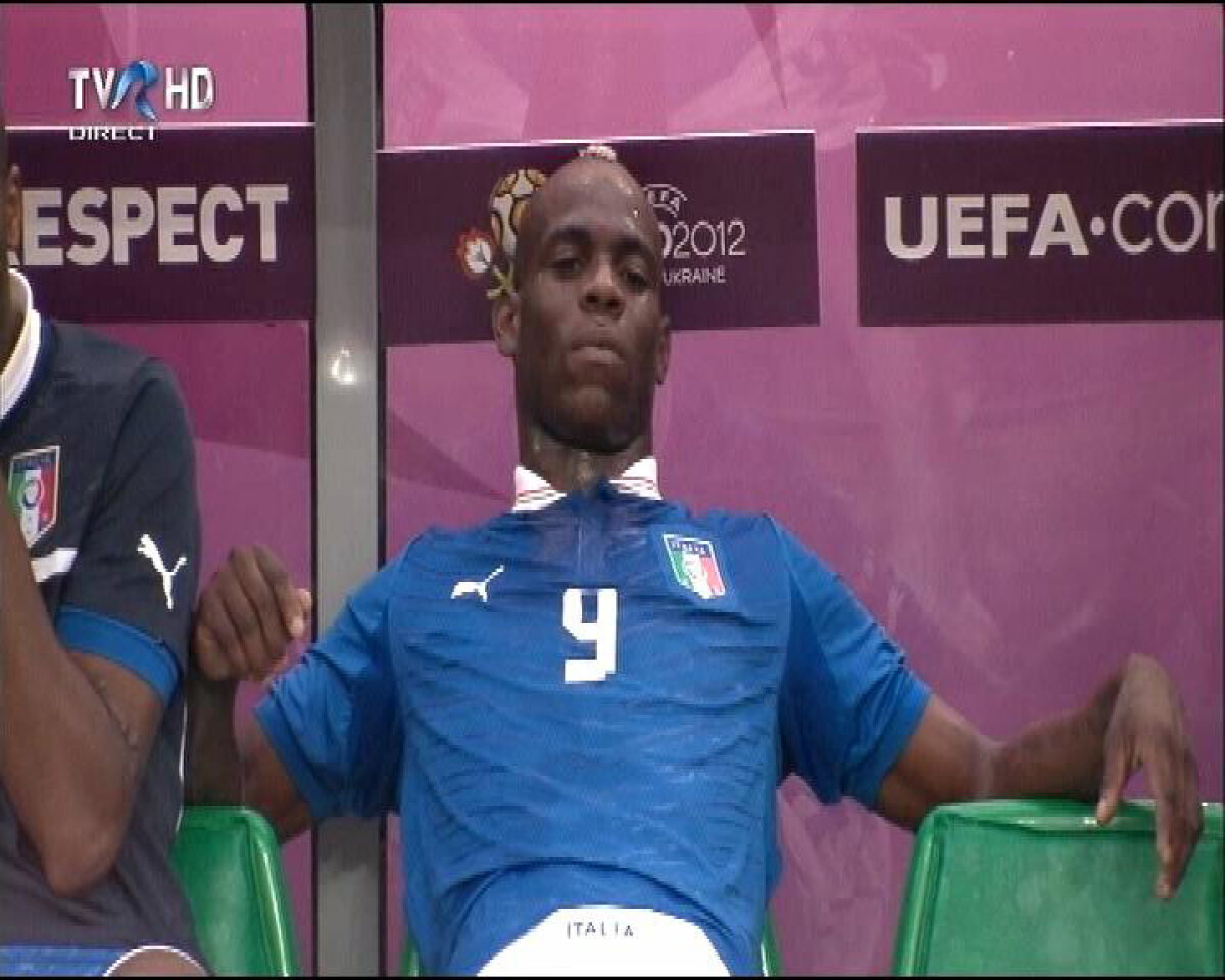 VIDEO Show fără învinşi » Remiza fotbalului de atac. Spania şi Italia au terminat la egalitate, 1-1