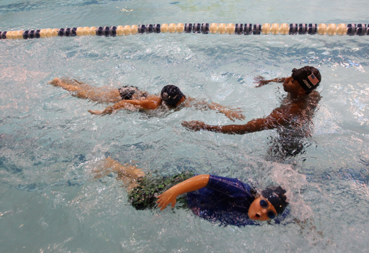 A renăscut în apă » Povestea fascinantă a lui Cullen Jones, înnotător care era să se înece cînd era preşcolar