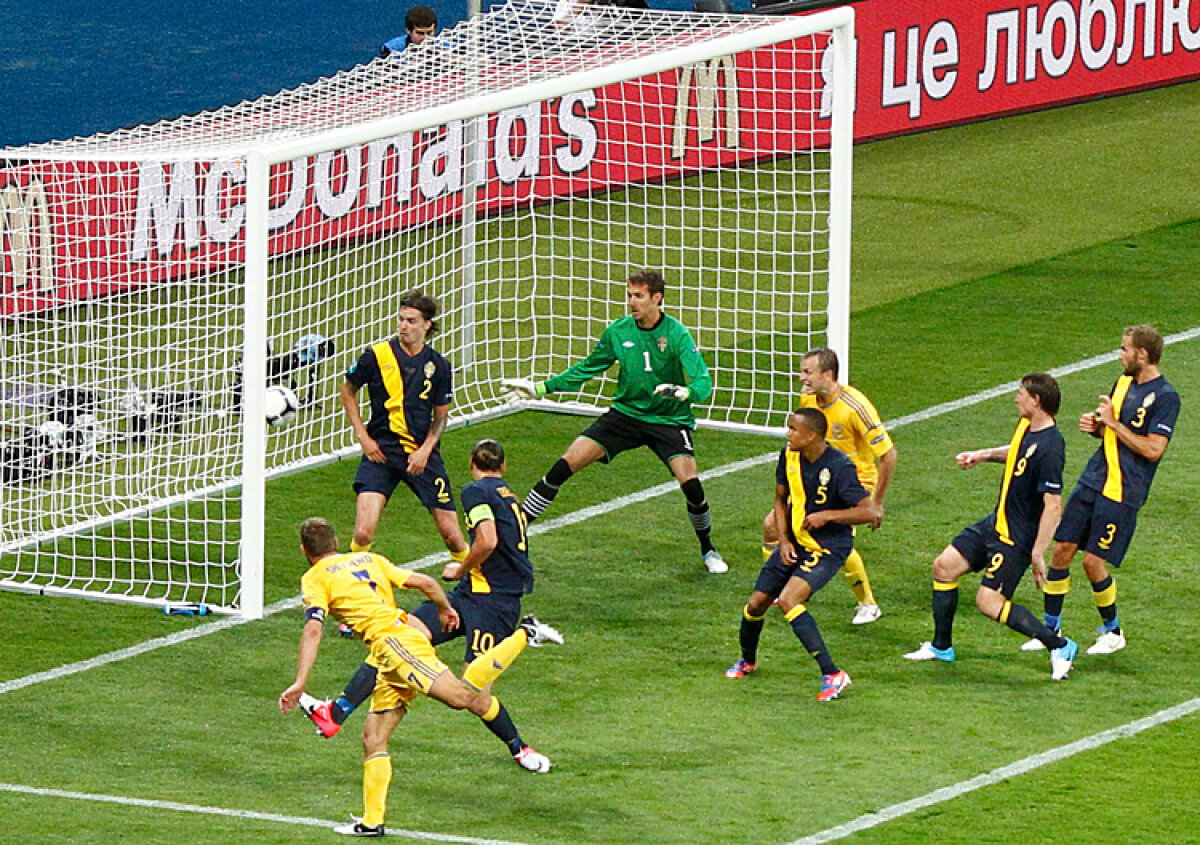 FOTO Spectacol fără frontiere» Vezi cele mai tari faze ale meciurilor din grupa D