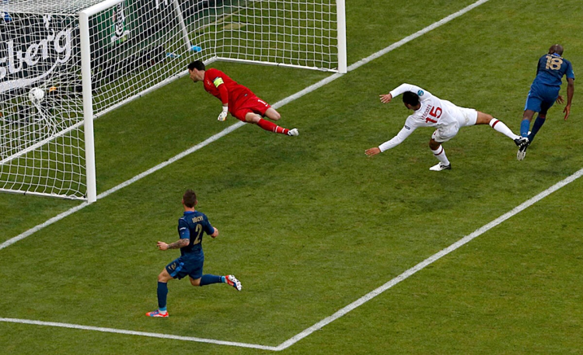 FOTO Spectacol fără frontiere» Vezi cele mai tari faze ale meciurilor din grupa D