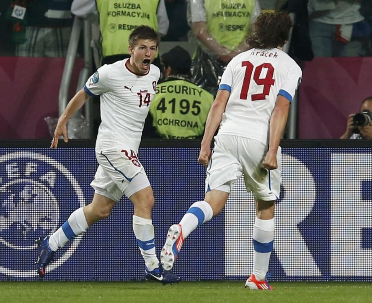 FOTO&VIDEO Cehia a obţinut prima victorie la Euro, 2-1 în faţa Greciei