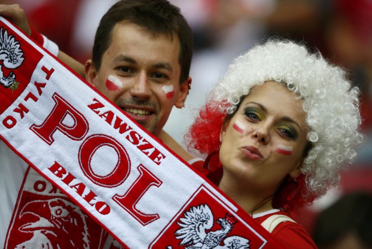 FOTO IMPRESIONANT » Polonezii şi ruşii au creat un spectacol senzaţional în tribune