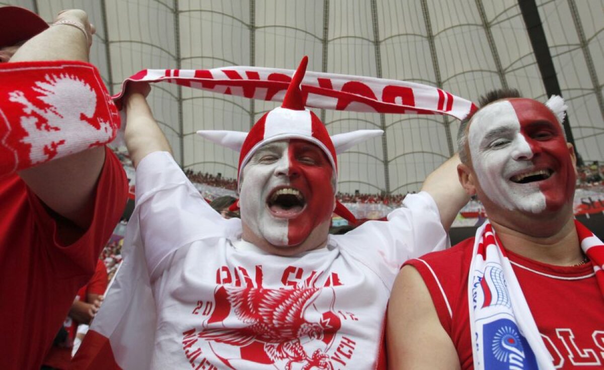 FOTO IMPRESIONANT » Polonezii şi ruşii au creat un spectacol senzaţional în tribune