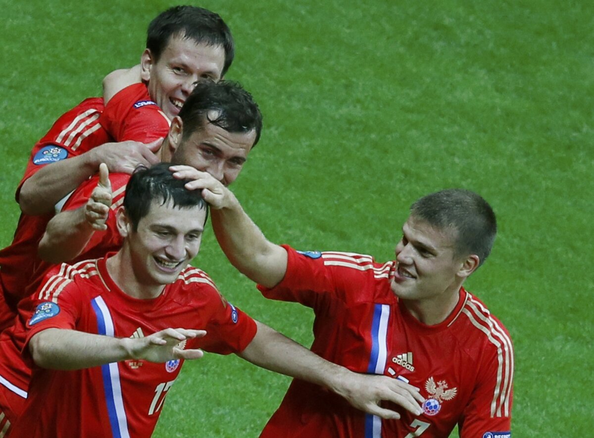 FOTO + VIDEO Supergolul lui Blaszczykowski cu Rusia menţine Polonia în lupta pentru sferturi