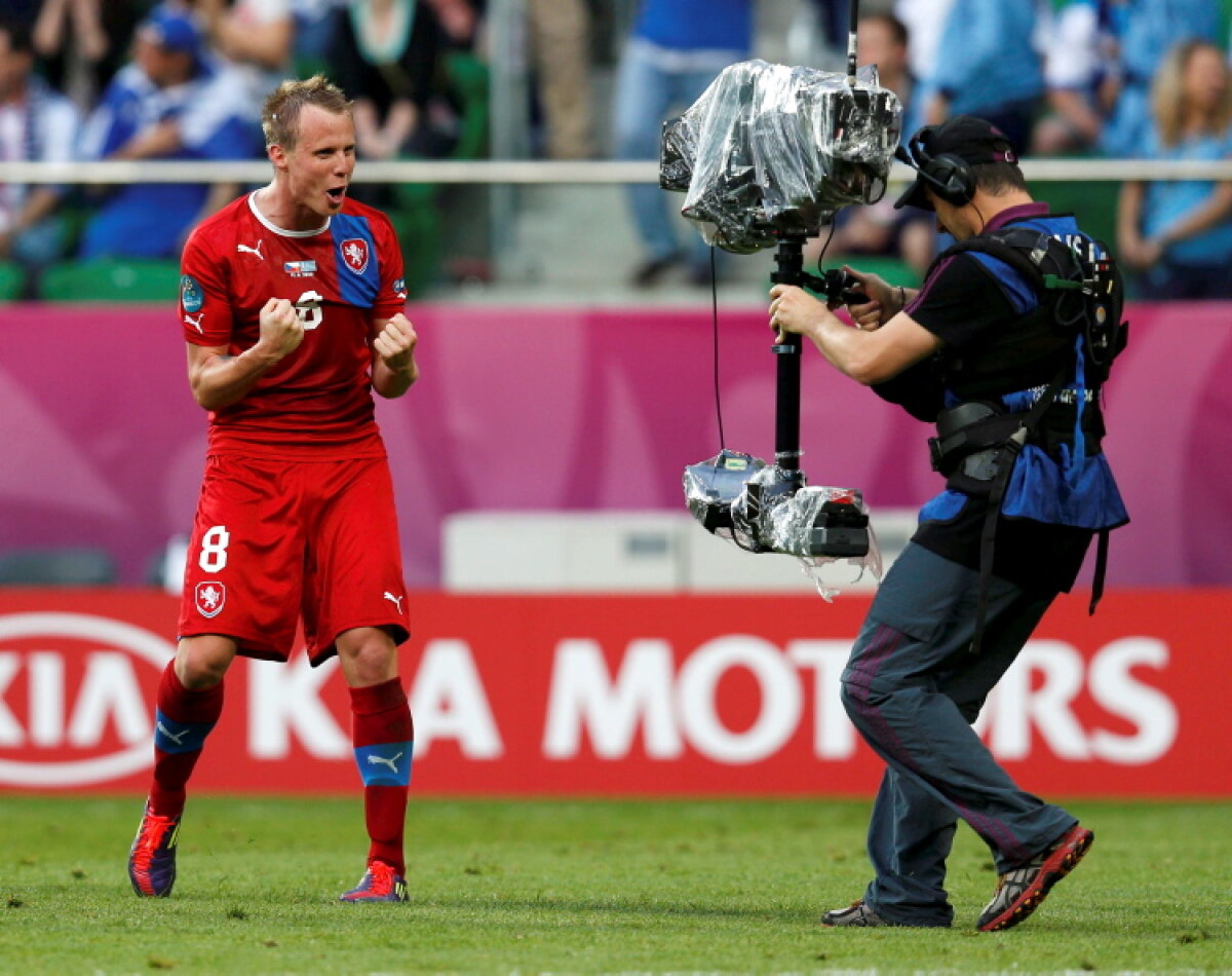 Cum am trăit ieri EURO 2012 » Vezi aici cele mai tari imagini!