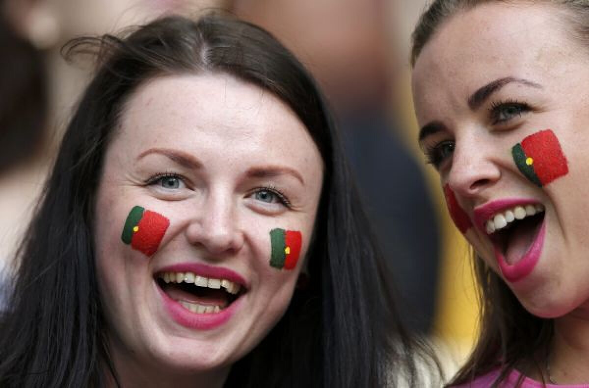 FOTO Fotbal nebun, femei frumoase, ce-ţi mai poţi dori de la Euro 2012? :D