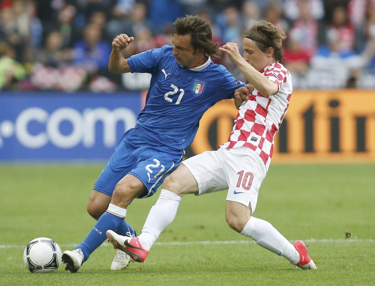 FOTO&VIDEO Italia şi Croaţia au încheiat la egalitate, 1-1, şi complică situaţia în grupa C