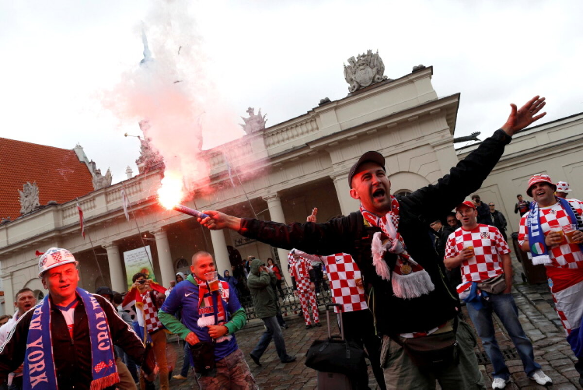 FOTO Galeria superlativelor! Croaţia are cei mai NEBUNI, cei mai FRUMOŞI, cei mai MULŢI fani de la Euro