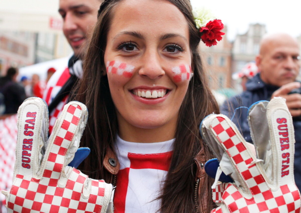FOTO Galeria superlativelor! Croaţia are cei mai NEBUNI, cei mai FRUMOŞI, cei mai MULŢI fani de la Euro