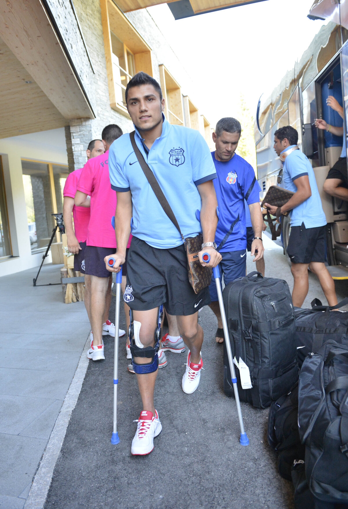 FOTO Steaua a ajuns în cantonamentul din Austria. Vezi primele imagini de la sosire