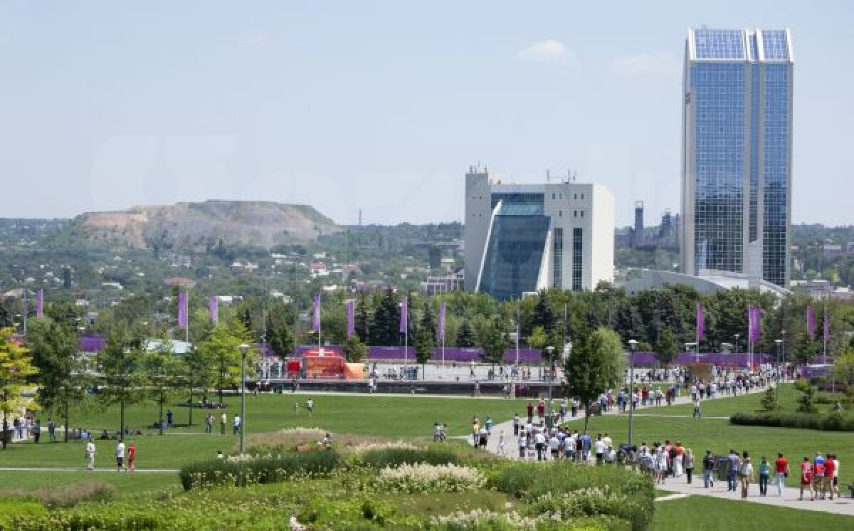 Corespondenţă din Ucraina de la Ovidiu Ioaniţoaia! La vie en vert » Nu e ceea ce crezi. Nu descoperi oraşul minerilor. Doneţk este oraşul verde