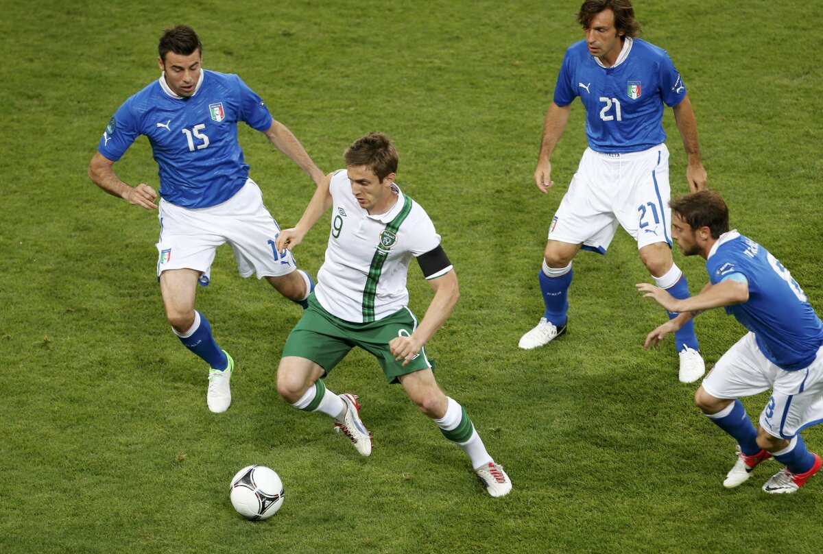 VIDEO + FOTO Squadra respiră! » Azzurrii s-au calificat în sferturi după 2-0 cu Irlanda