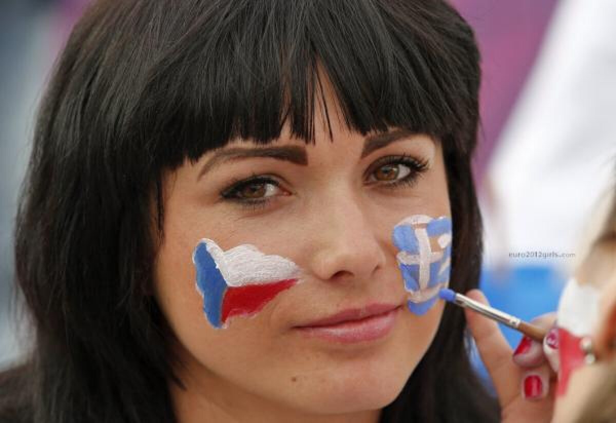 Galerie FOTO Cele mai frumoase fane de la Euro! » Pe care o preferi?