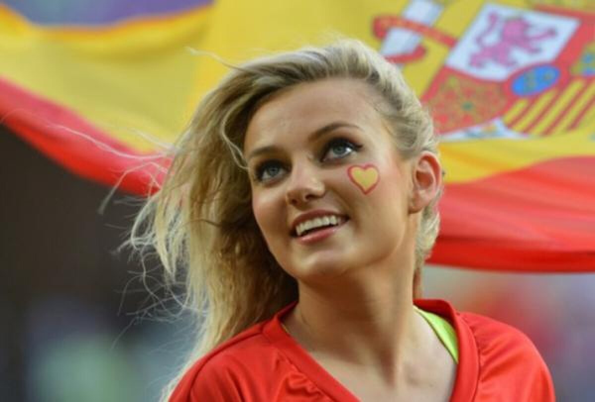 Galerie FOTO Cele mai frumoase fane de la Euro! » Pe care o preferi?