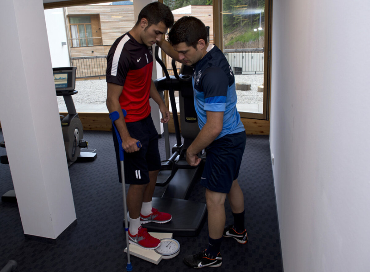 EXCLUSIV GSP Cum se reface o rotulă » Gazeta a asistat la o şedinţă de recuperare a lui Doru Bratu