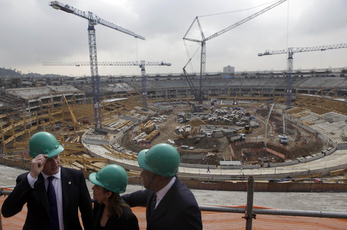 FOTO Se lucrează din greu la renovarea stadionului Maracana » Vezi aici cum arată acum impresionanta arenă