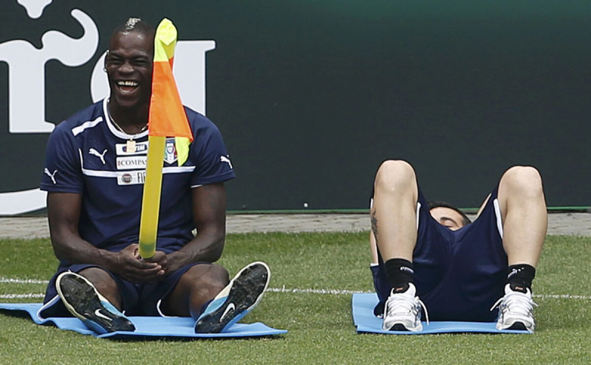 Clovnul răsfăţat » Balotelli naşte o dilemă: va fi Super sau Stupid Mario?