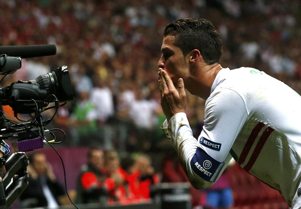 FOTO şi VIDEO Cehia - Portugalia 0-1 » Cristiano Ronaldo trimite Portugalia în semifinale