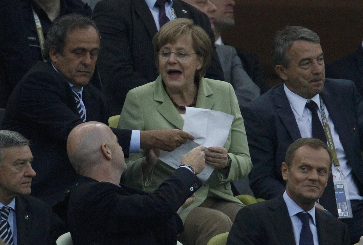 FOTO şi VIDEO Nemţii distrug visul elen şi aşteaptă Anglia ori Italia în semifinale