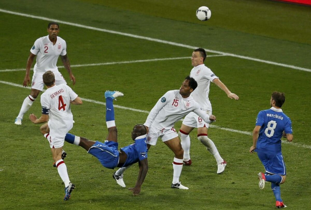 Anglia - Italia 2-4 » "Squadra Azzurra" ajunge în semifinale după loviturile de departajare