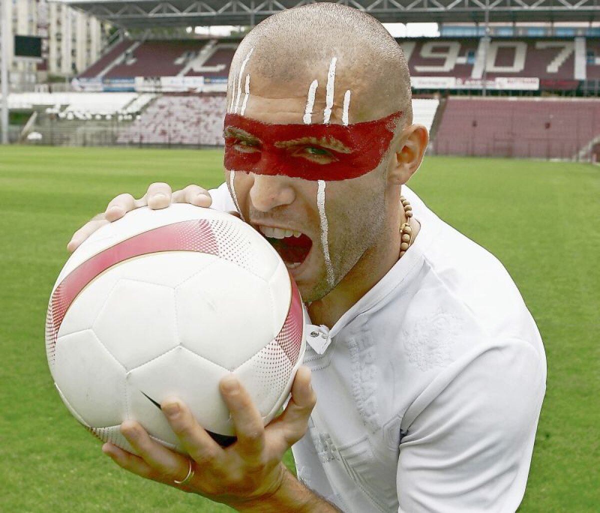 EXCLUSIV Se cîrpesc cu Tony! » Reghecampf a găsit o soluţie surprinzătoare pentru postul de fundaş dreapta