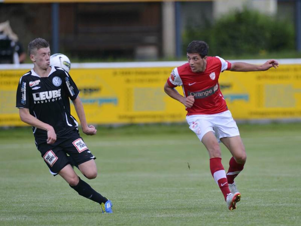 FOTO Dinamo - USK Anif 5-1 » Încă o victorie la scor pentru "cîini"