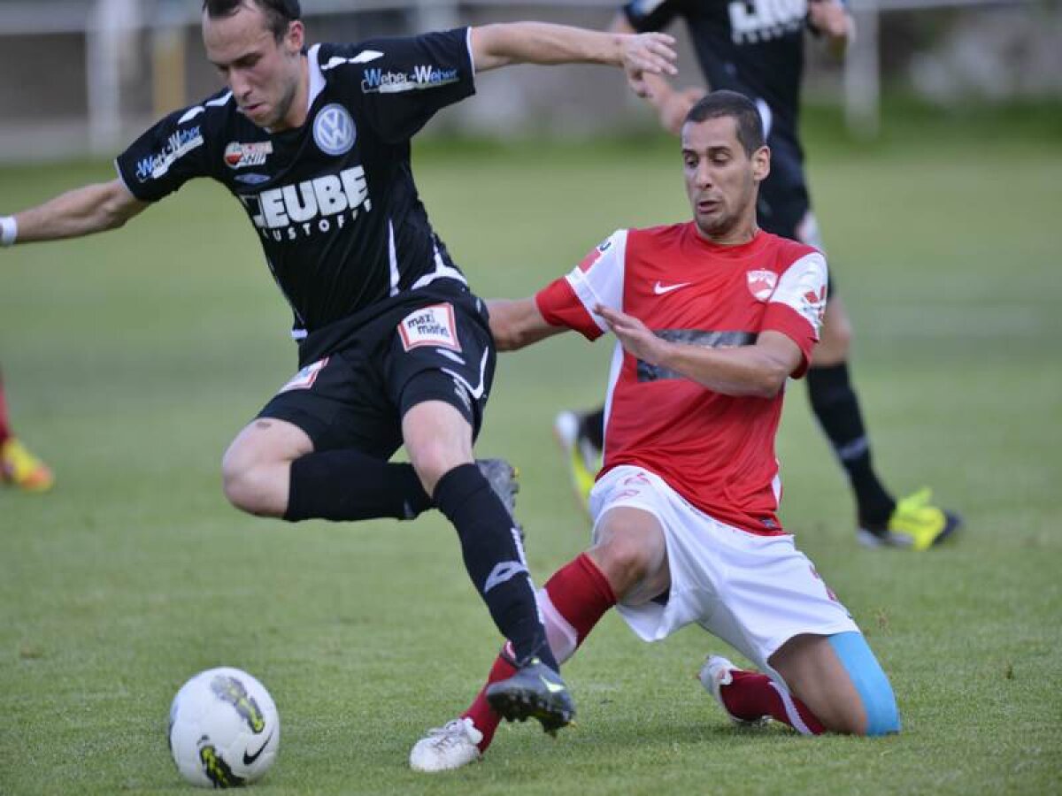 FOTO Dinamo - USK Anif 5-1 » Încă o victorie la scor pentru "cîini"