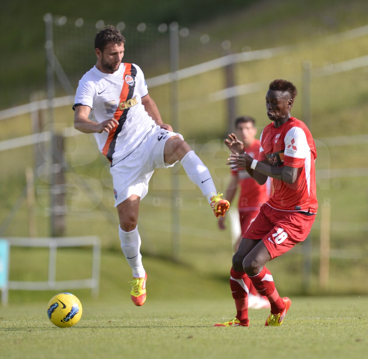GALERIE FOTO Dinamo - Şahtior Doneţk 0-1 » Mircea Lucescu învinge echipa la care a avut cele mai mari succese ca jucător