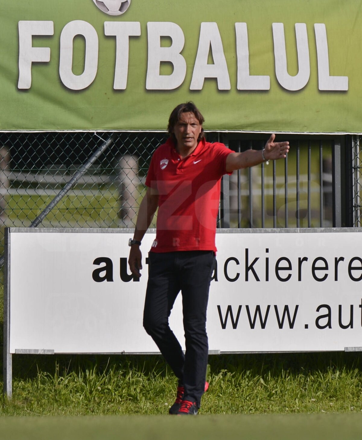 GALERIE FOTO Dinamo - Şahtior Doneţk 0-1 » Mircea Lucescu învinge echipa la care a avut cele mai mari succese ca jucător