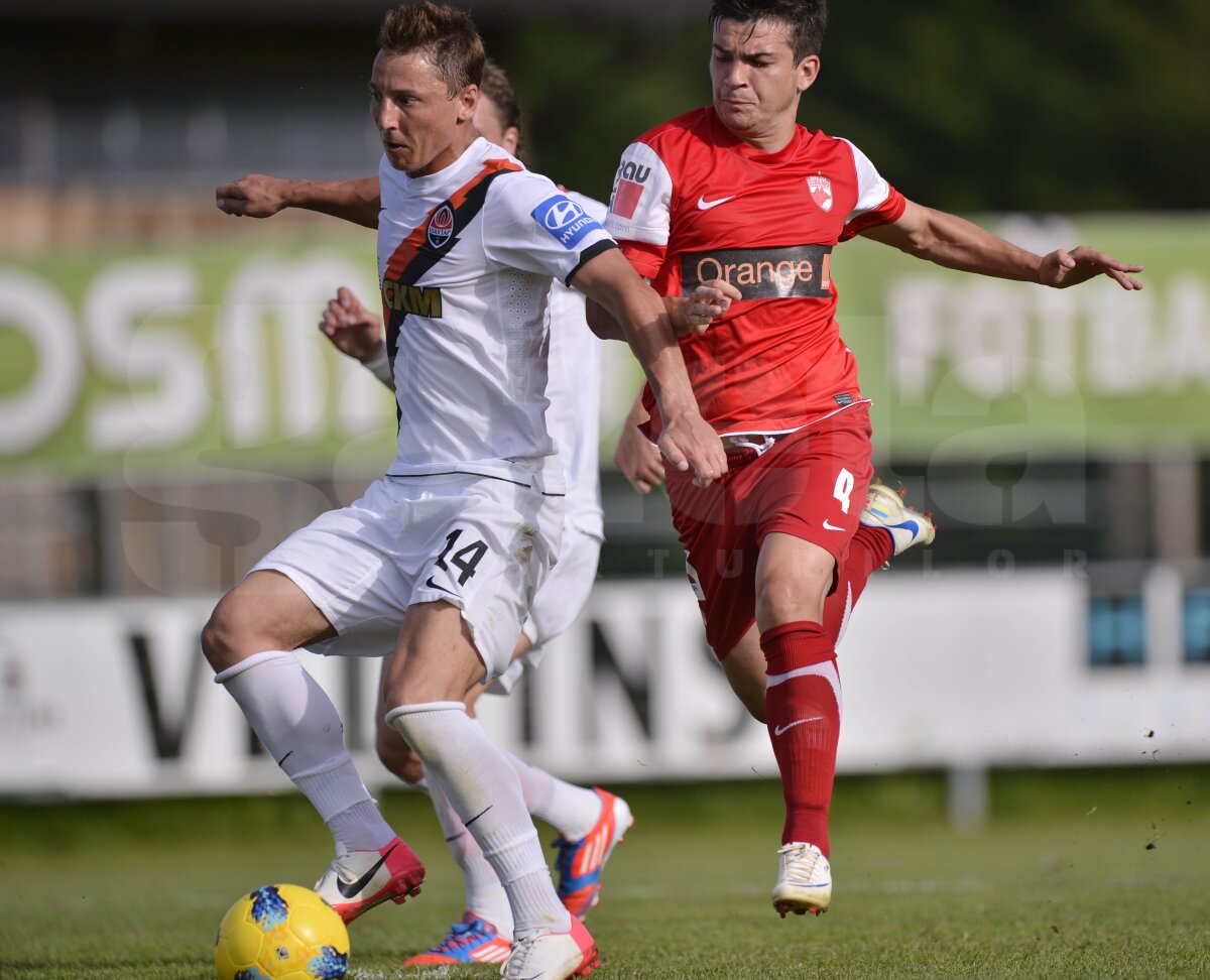 GALERIE FOTO Dinamo - Şahtior Doneţk 0-1 » Mircea Lucescu învinge echipa la care a avut cele mai mari succese ca jucător