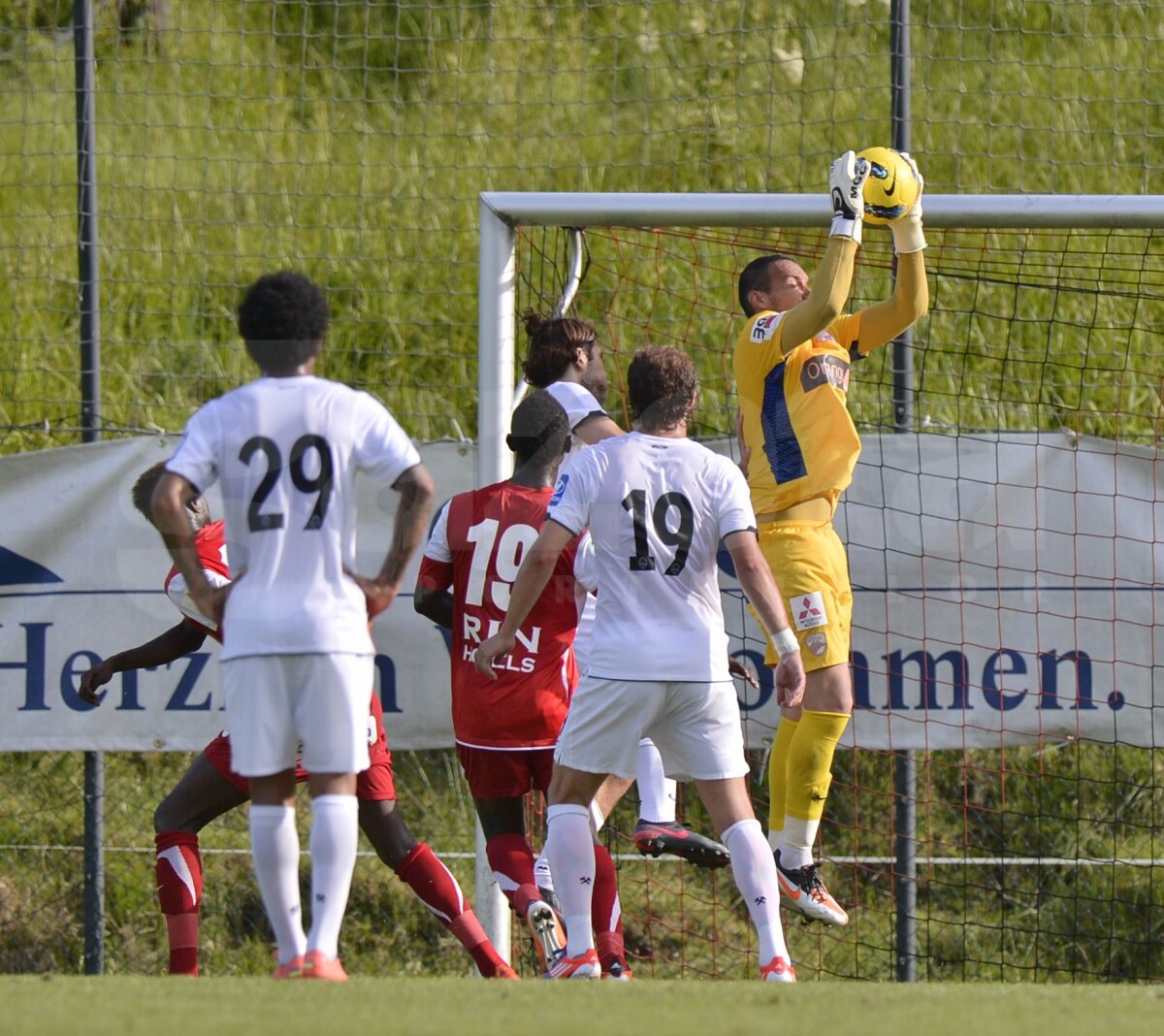 GALERIE FOTO Dinamo - Şahtior Doneţk 0-1 » Mircea Lucescu învinge echipa la care a avut cele mai mari succese ca jucător