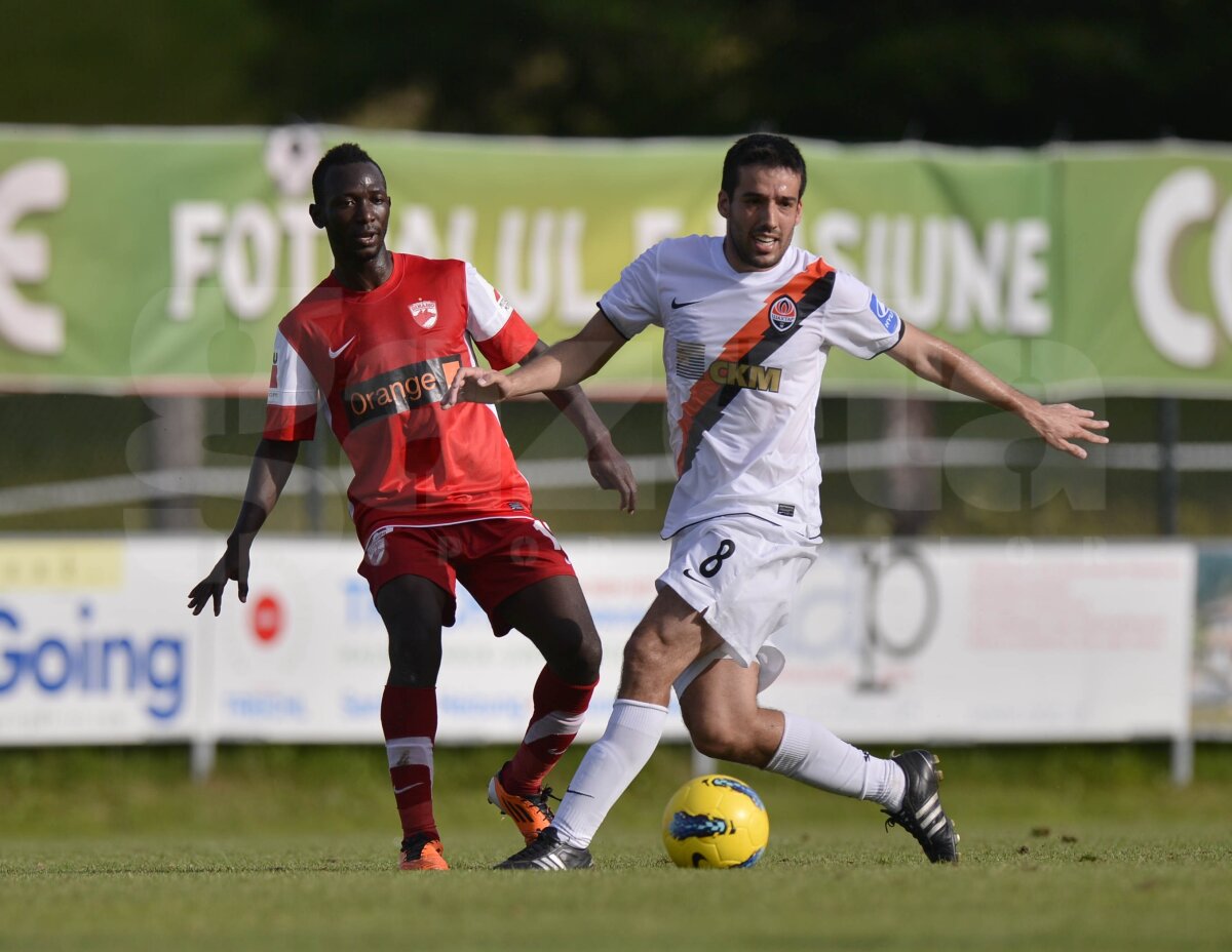 GALERIE FOTO Dinamo - Şahtior Doneţk 0-1 » Mircea Lucescu învinge echipa la care a avut cele mai mari succese ca jucător