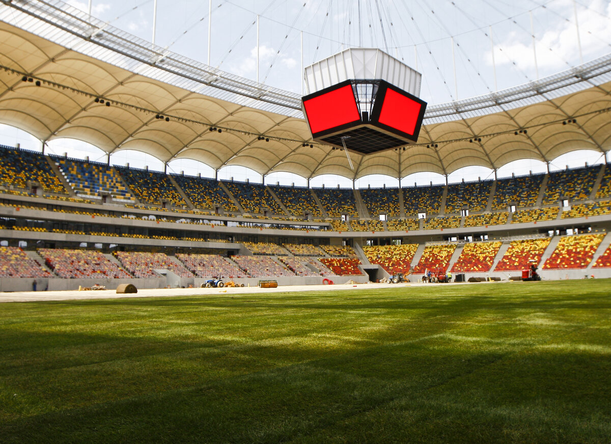 De la Atlantic la Bosfor, via Bucureşti! » Platini propune o ediţie specială Euro 2020, organizată în 12-13 oraşe din ţări diferite