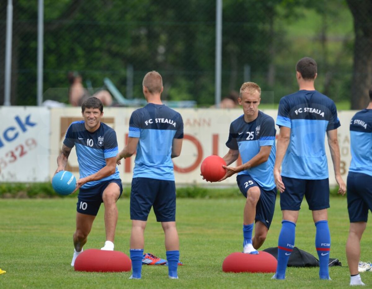 FOTO Steaua, Dinamo şi CFR Cluj, spionate în cantonament » Cum se antrenează 3 dintre favoritele la titlu