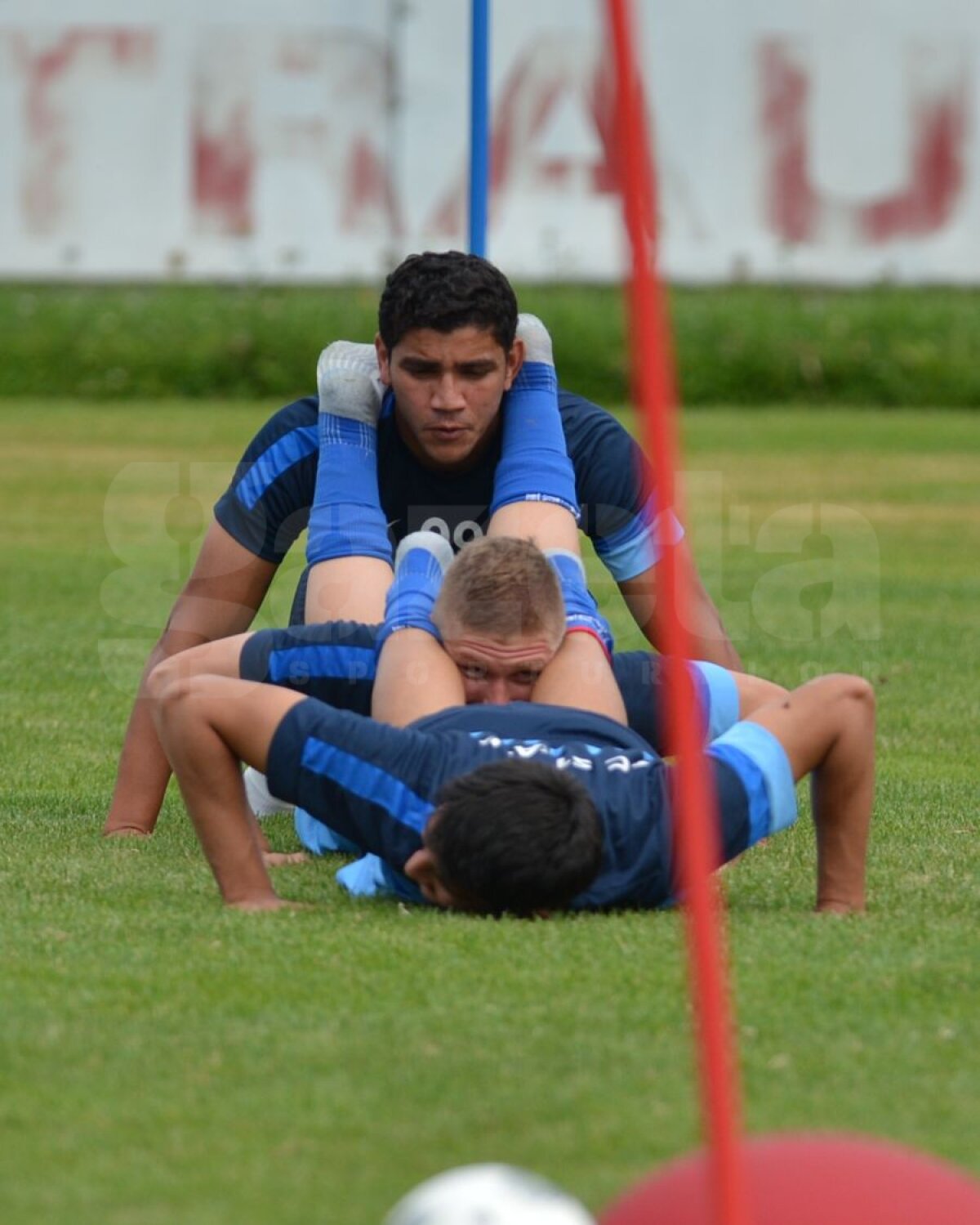 FOTO Steaua, Dinamo şi CFR Cluj, spionate în cantonament » Cum se antrenează 3 dintre favoritele la titlu